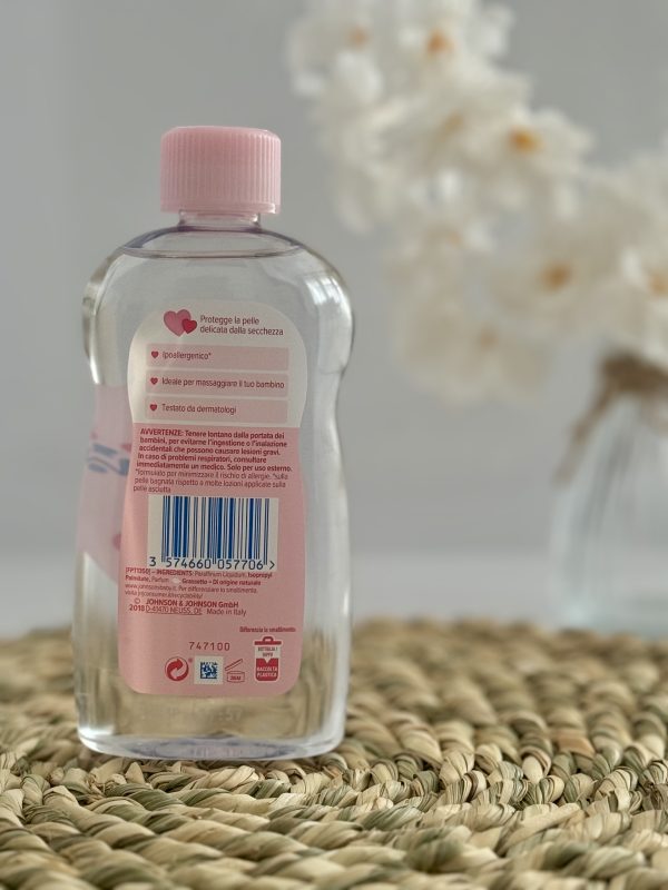 روغن بدن نوزاد جانسون Johnson 300ml